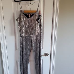 NWT Victoria's Secret camisole and pants set